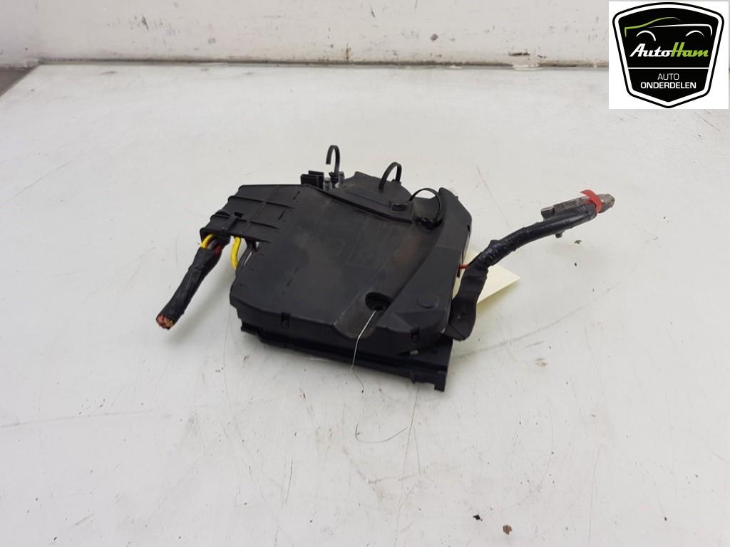 BOITIER FUSIBLES Ford Transit Connect (PJ2) (01-2013/-), Autos : Pièces & Accessoires, Électronique & Câbles, Ford, Utilisé