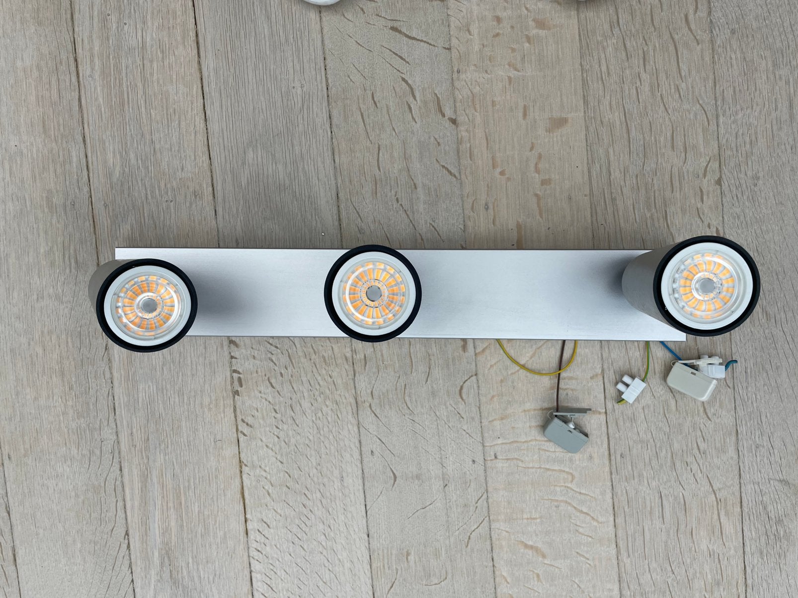 Lamp met 3 richtbare spots inclusief ledlampen, Enlèvement, Comme neuf