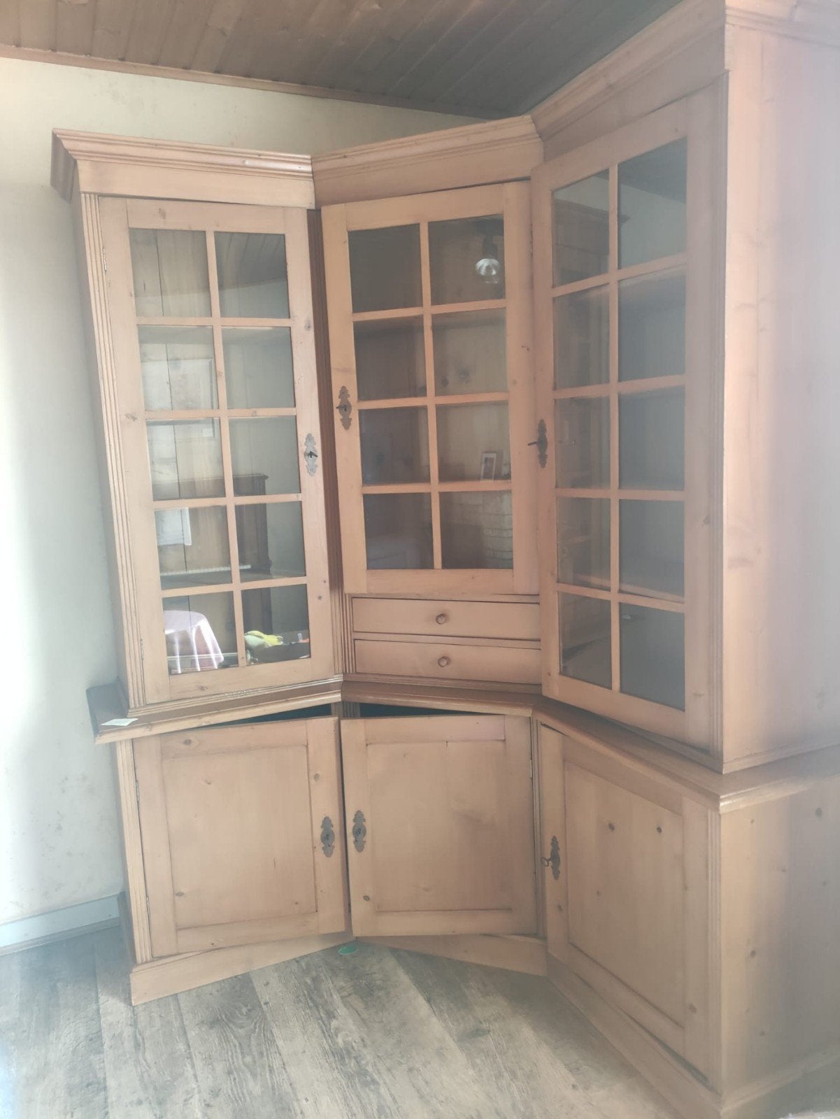 Hoekkast in perfecte staat., Huis en Inrichting, Ophalen