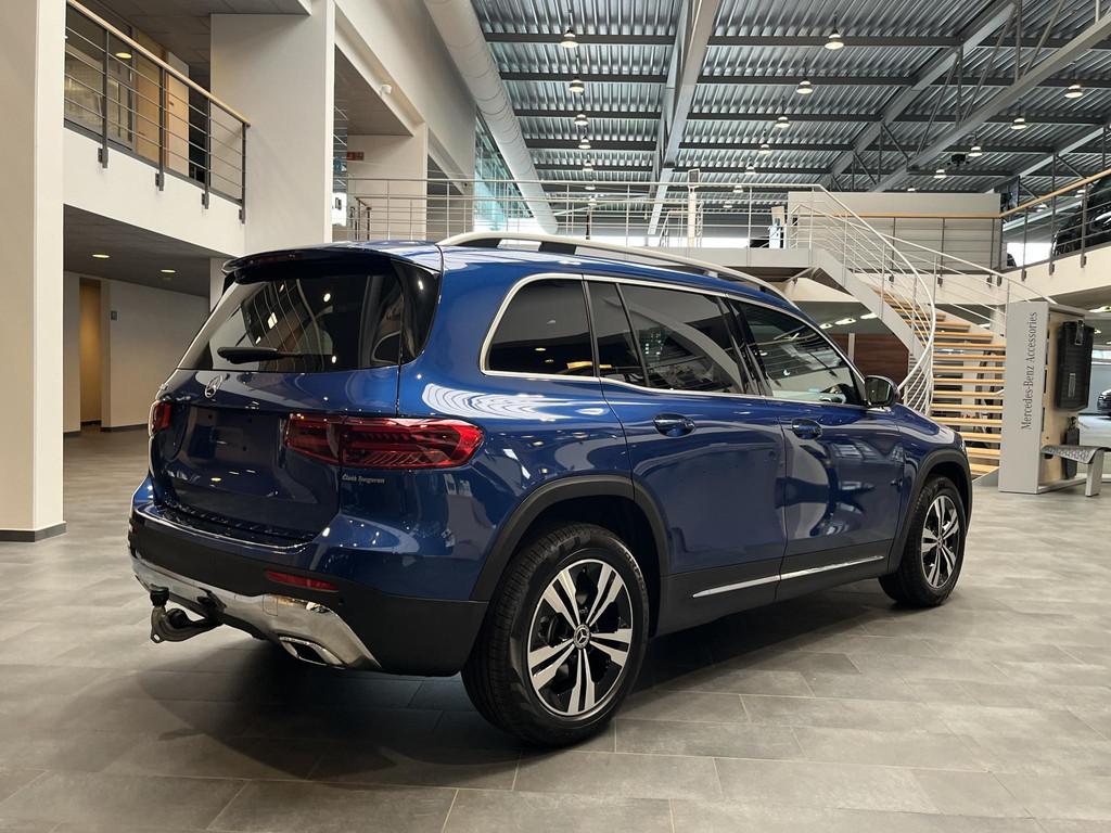 Mercedes-Benz GLB GLB 180 Essential Line Nieuwe wagen, Auto's, Mercedes-Benz, Zwart, 4 cilinders, Bedrijf, 5 zetels