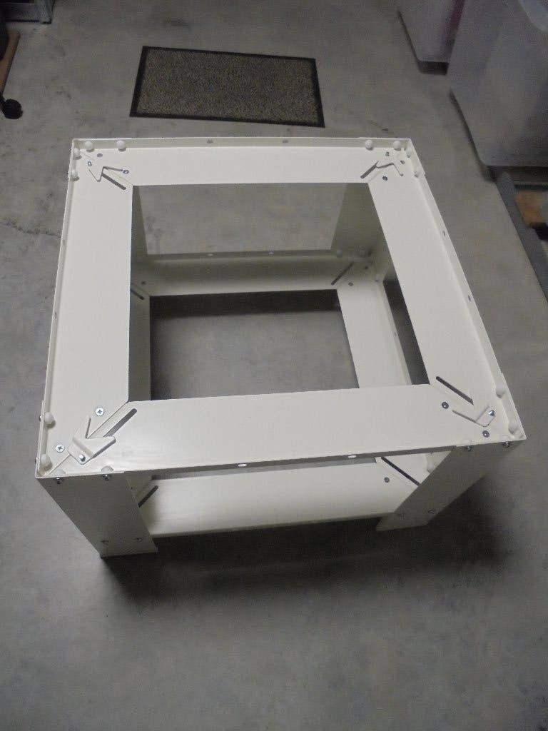 Socle machine à laver 60cm x 60cm Wenko, Neuf, Enlèvement, Élévateur, 10 kg ou plus