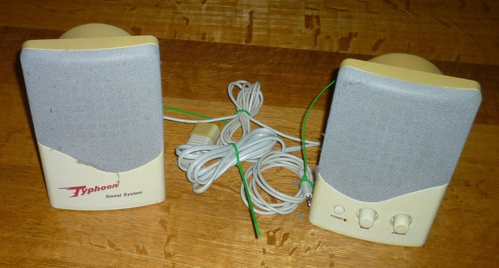 Haut‑parleurs Typhoon Sound System – modèle pour ordinateur., Informatique & Logiciels, Enlèvement ou Envoi, Utilisé