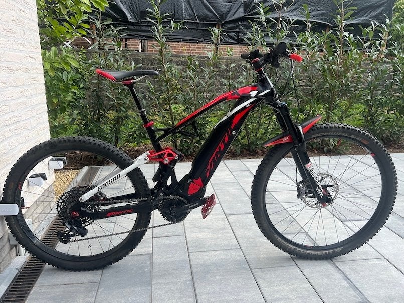 Vélo VTT électrique Fantic XF1 Integra 160 VTTAE Enduro M, Vélos & Vélomoteurs, Enlèvement, Utilisé, 50 km par batterie ou plus