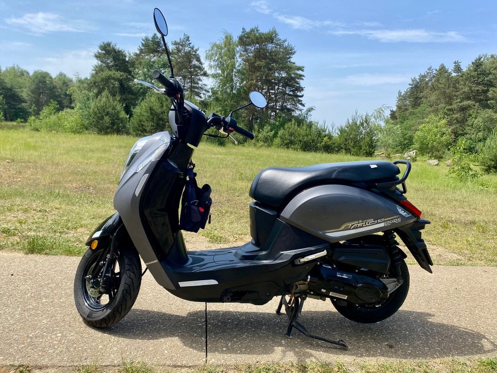 Sym Mio i50 - 2022 - Scooter (klasse b), Vélos & Vélomoteurs, Scooters | SYM, Utilisé, Mio, Classe B (45 km/h), Essence, Enlèvement