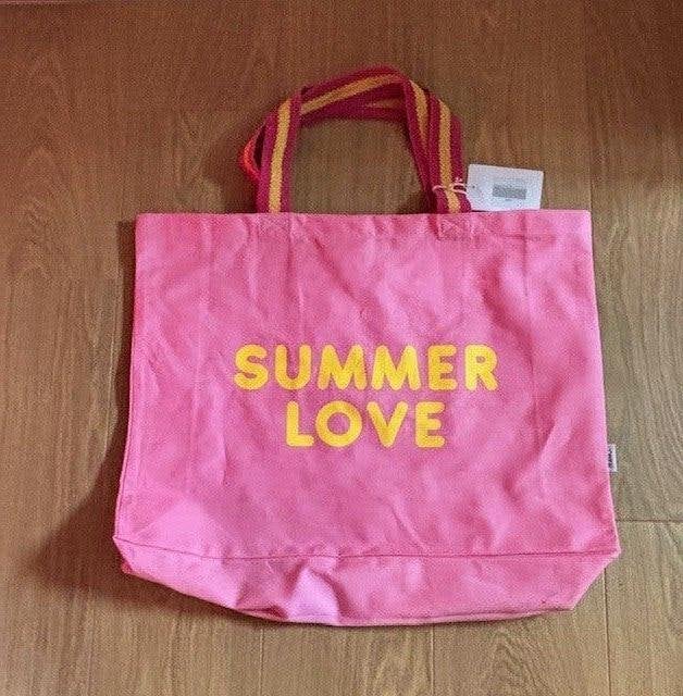 Temps idéal pour aller à la plage ! Avec ce joli sac, Bijoux, Sacs & Beauté, Enlèvement ou Envoi, Neuf, Rose, Shopper