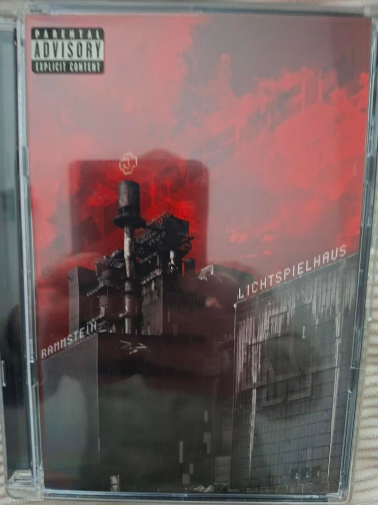 RAMMSTEIN, Enlèvement ou Envoi