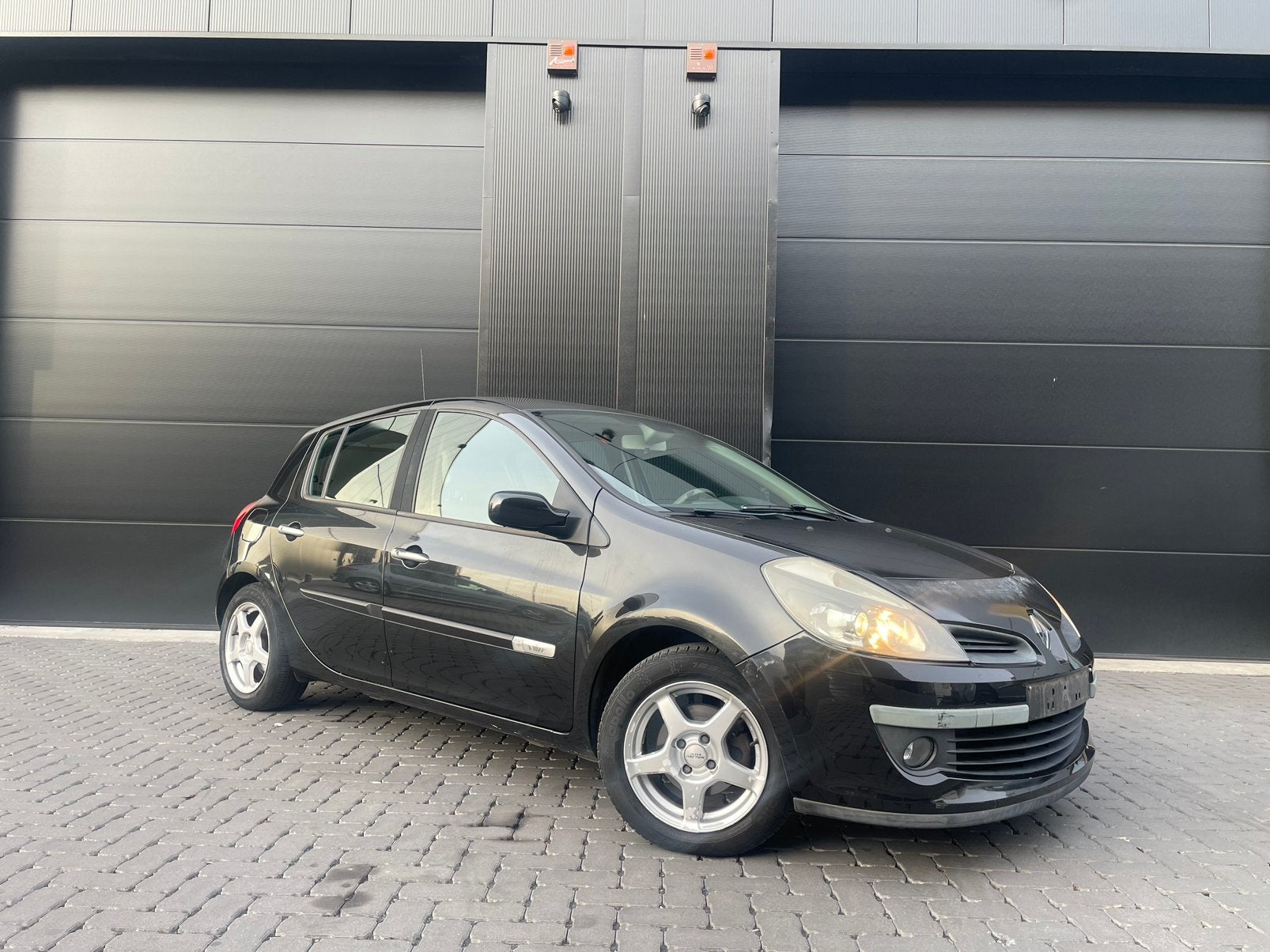 Renault Clio Essence édition spéciale, Paris clim Contrôle, Zwart, Leder, Bedrijf, Handgeschakeld