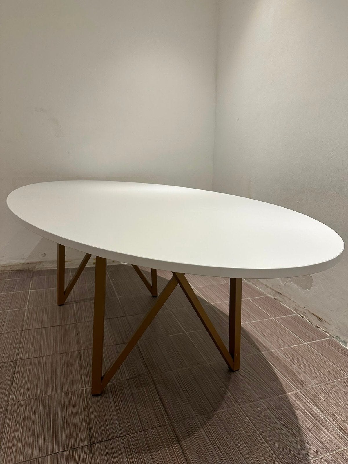 TABLE À VENDRE/TABLE À VENDRE, Maison & Meubles, Tables | Tables de salon, Enlèvement ou Envoi, Comme neuf