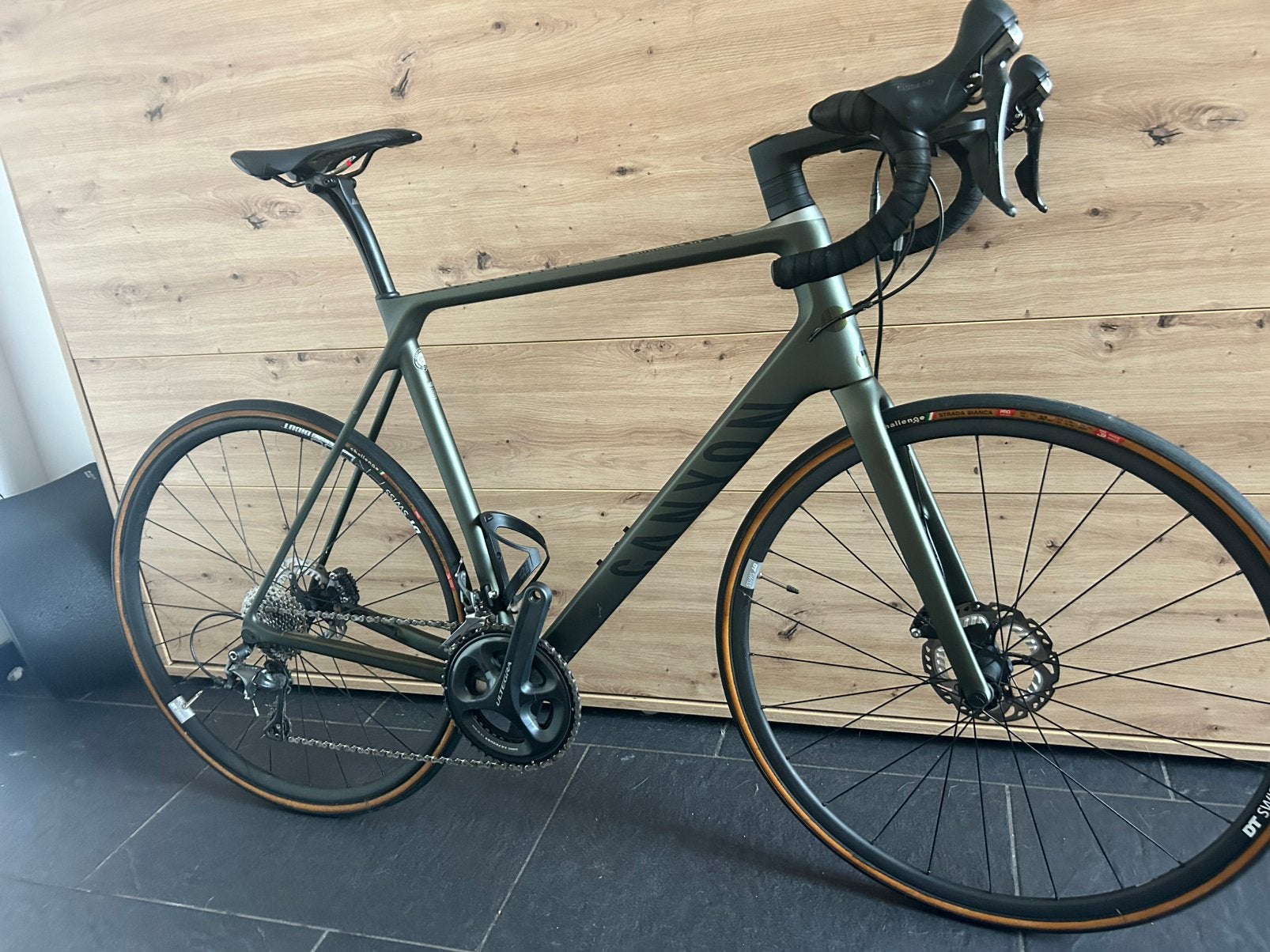 Canyon Endurace CF SL Disc 9.0 – XL – Topstaat VASTE PRIJS, Fietsen en Brommers, Fietsen | Racefietsen, Ophalen, Zo goed als nieuw