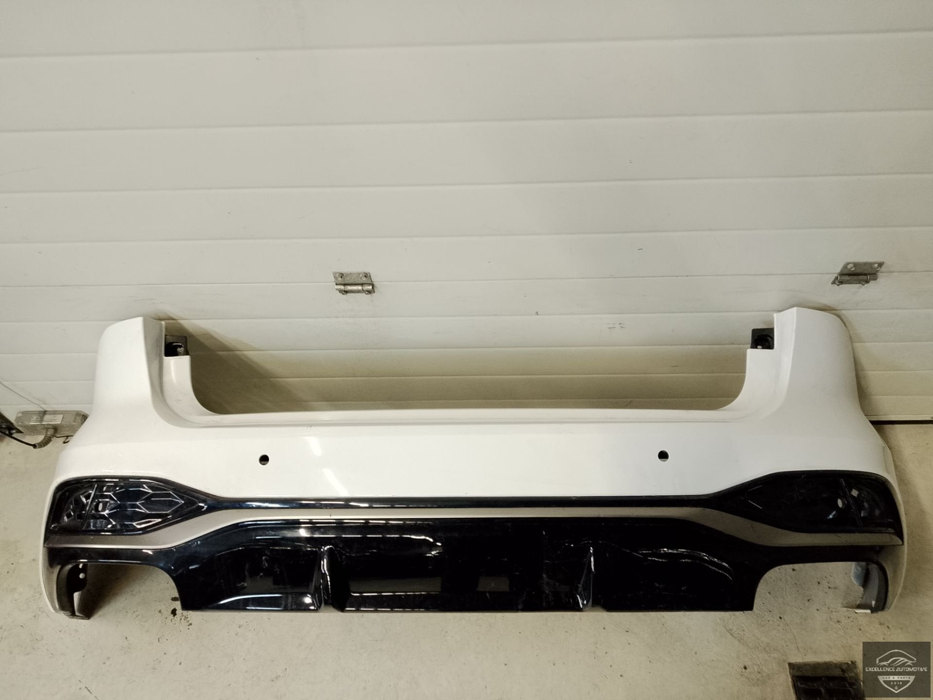 Audi A5 8B B10 2024+ S-Line Achterbumper Bumper 6xPDC Origin, Auto-onderdelen, Gebruikt, AUDI AG, Auto-Union-Strasse 1
85045  Ingolstadt, DE