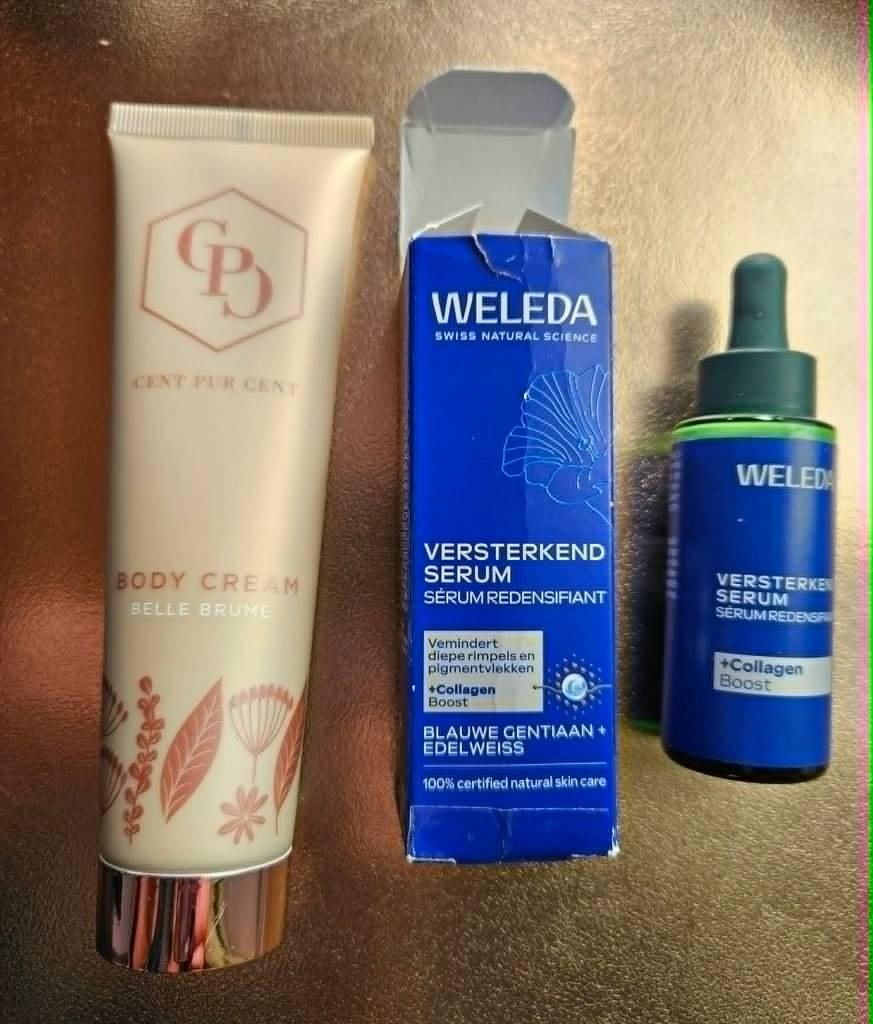 Lot Weleda sérum redensifiant + Cent Pur Cent crème corps, Enlèvement ou Envoi, Neuf, Tout le visage, Soins