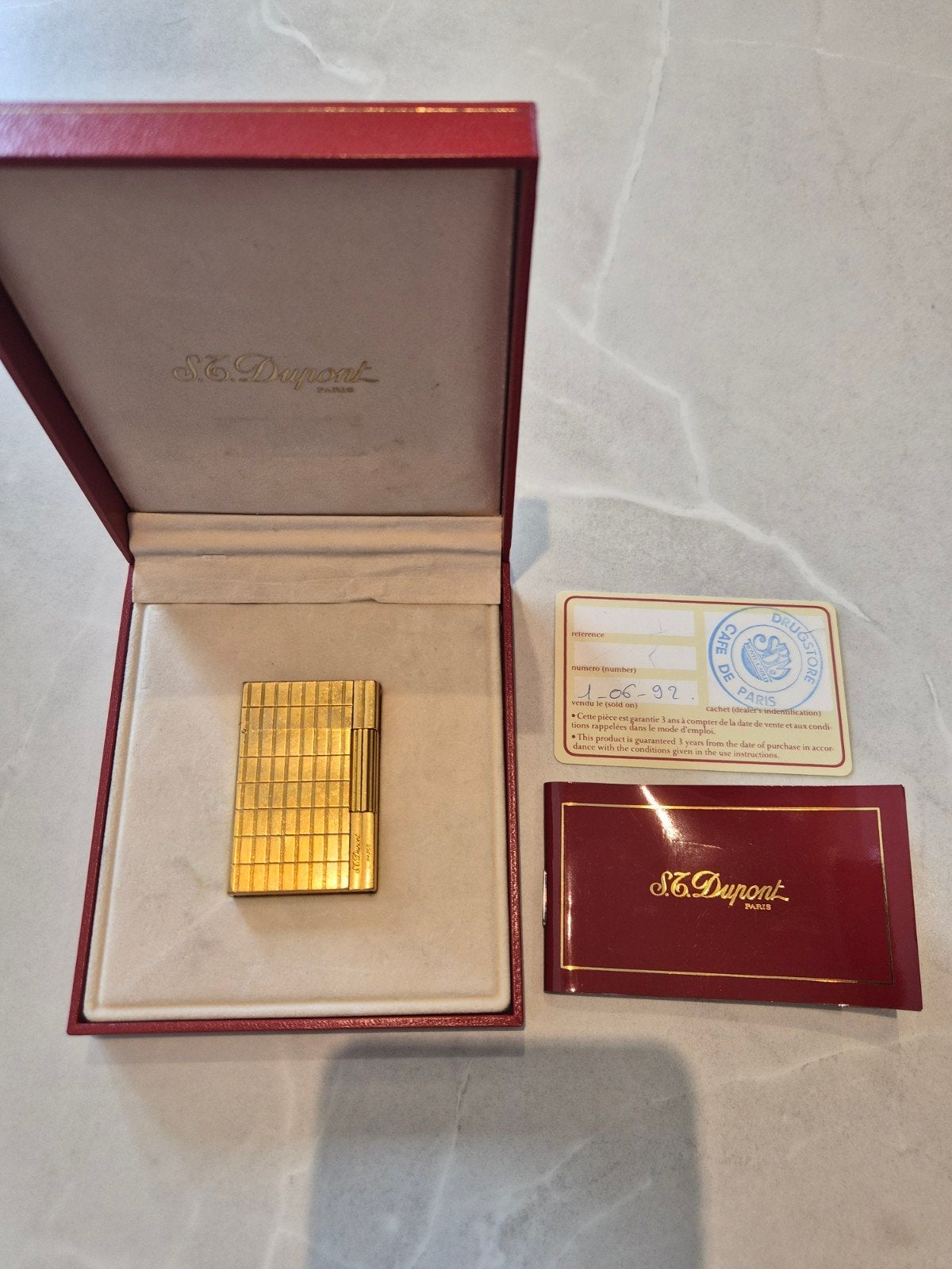 st dupont met originele doos en documenten, Verzamelen, Ophalen of Verzenden, Gebruikt, Aansteker