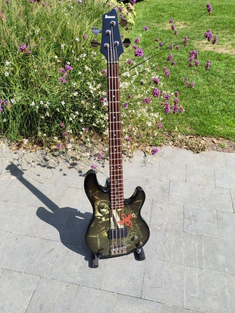 Ibanez Paul Gray 2 – Signature model (budgetversie), Muziek en Instrumenten, Snaarinstrumenten | Gitaren | Bas, Ophalen, Zo goed als nieuw