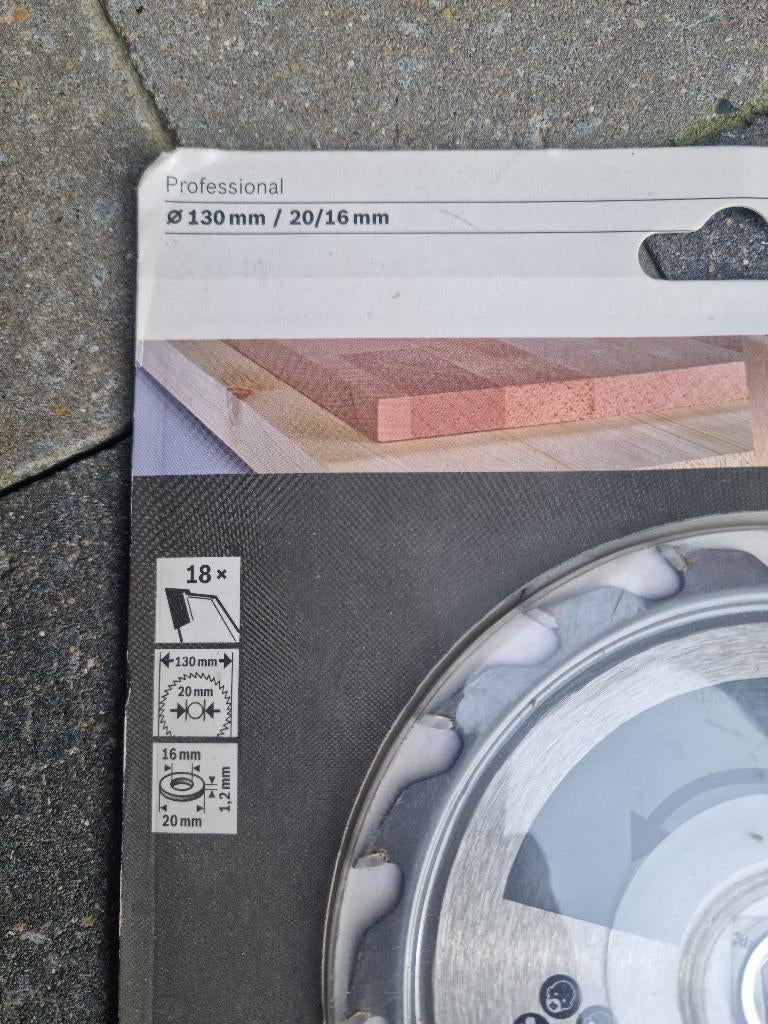 Lame de scie Bosch – Ø 130 mm – 18 dents, Neuf, 30 à 70 mm, Enlèvement, Scie circulaire