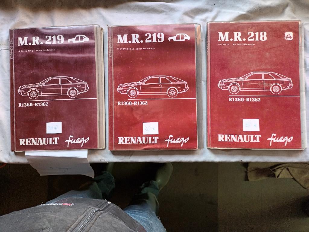 Werkplaatshandboeken en catalogen Renault, Livres, Autos | Livres, Enlèvement ou Envoi, Renault, Utilisé, Renault