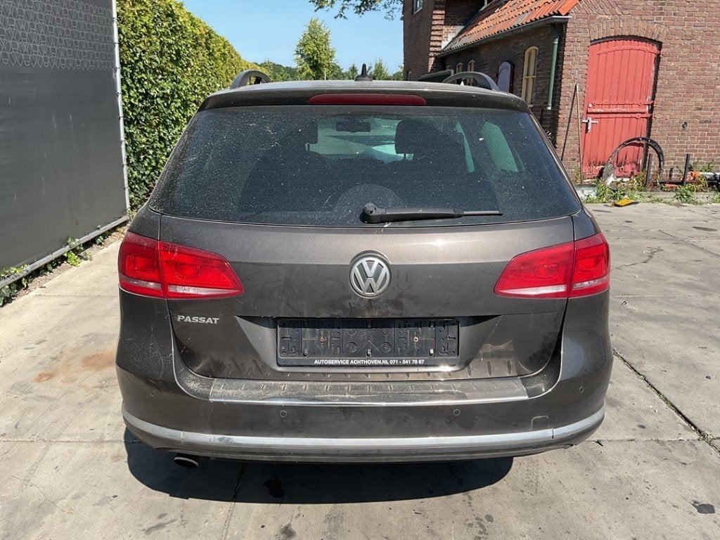 PARE-CHOCS ARRIÈRE Volkswagen Passat Variant (365), Autos : Pièces & Accessoires, Arrière, Pare-chocs, Volkswagen, Volkswagen AG