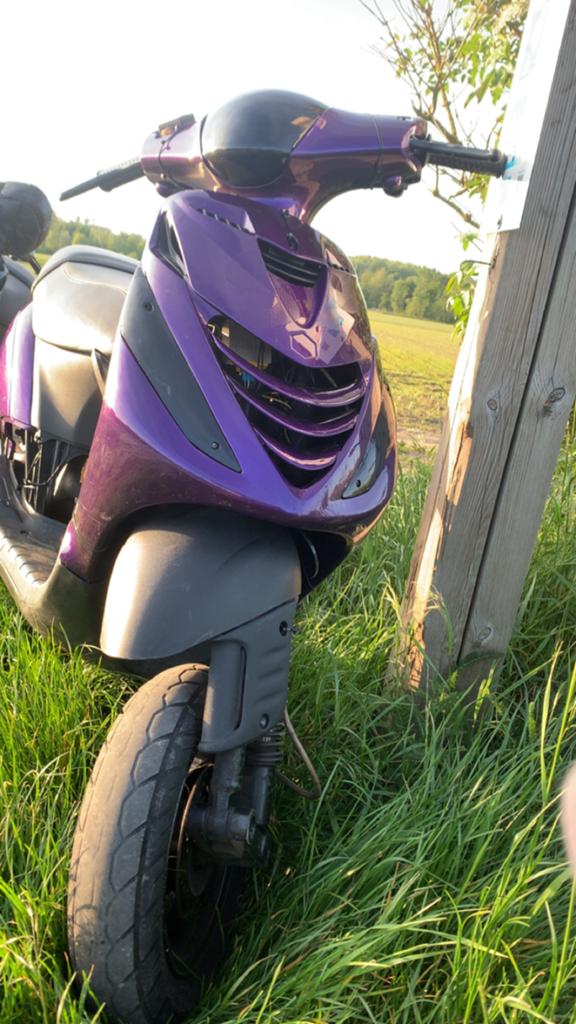 Zip [in onderdelen!], Fietsen en Brommers, Scooters | Piaggio, Ophalen, Zo goed als nieuw, Benzine, Zip