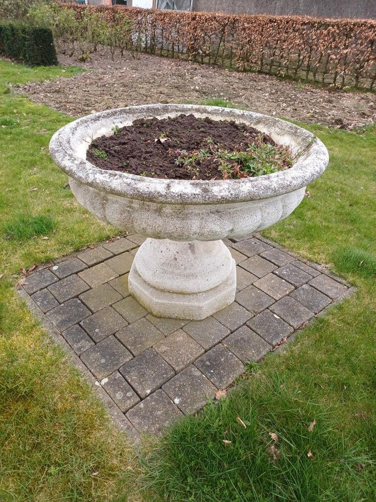 Klassieke witte ronde plantenbak, Rond, Enlèvement, Utilisé, 60 à 100 cm