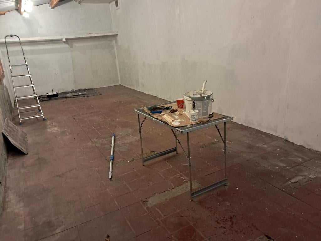 Magazijn. Opslagruimte 50 m2 te huur in berlaar, Ophalen