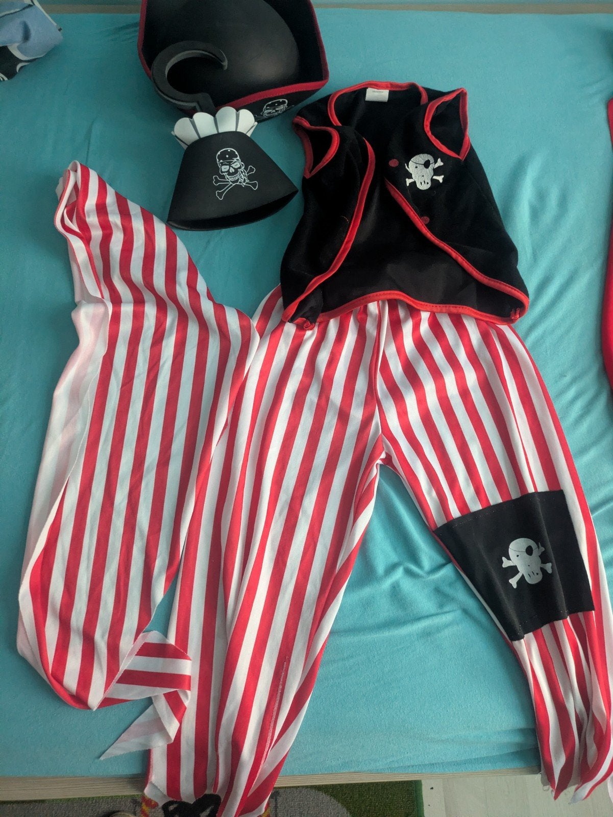 piraten kostuum, Ophalen, Zo goed als nieuw, Maat 34 (XS) of kleiner, Kleding