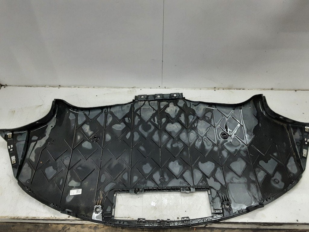 CACHE SOUS MOTEUR Tesla Model 3 (01-2017/-) (118781900A), Germany_Sales@tesla.com, Utilisé, Autres marques automobiles, Ludwig-Prandtl-Straße 27 - 29
12526  Berlin, DE
