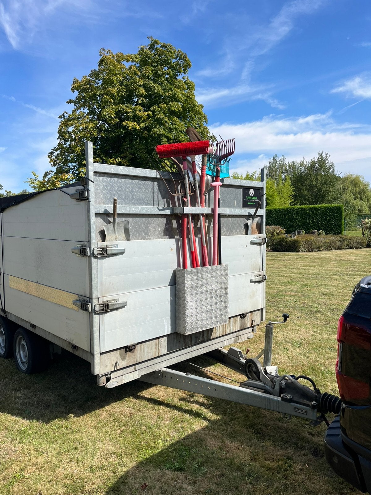 Aanhangwagen Henra, Ophalen, Zo goed als nieuw