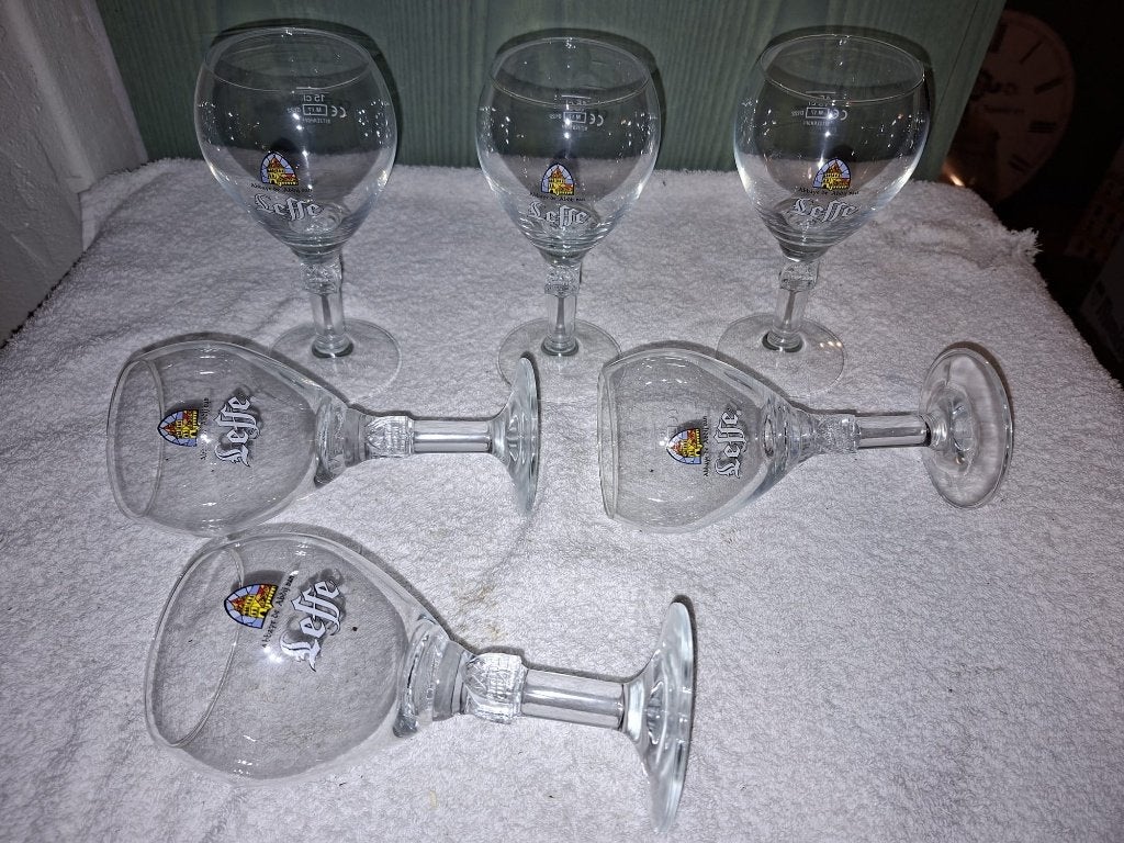 6 kristallen glazen Leffe, nieuwstaat, Verzamelen, Biermerken, Ophalen of Verzenden, Nieuw, Glas of Glazen, Leffe