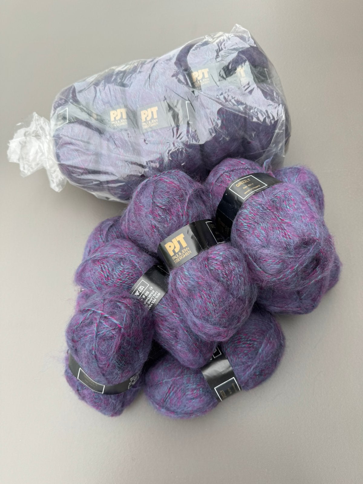 20 bollen wol, Enlèvement, Comme neuf