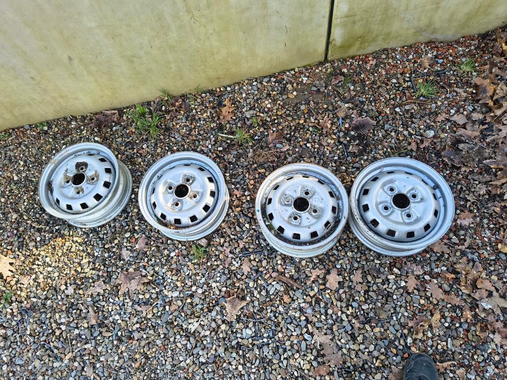 Stalen velgen, 13"x 4,5j, 4x116, naaf dia 60mm, alfa romeo, Auto-onderdelen, Ophalen, Velg(en)