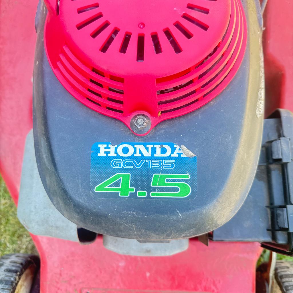 honda  zelftrekker met werk V - riem kapot, Ophalen, Cirkelmaaier, Honda, Gebruikt