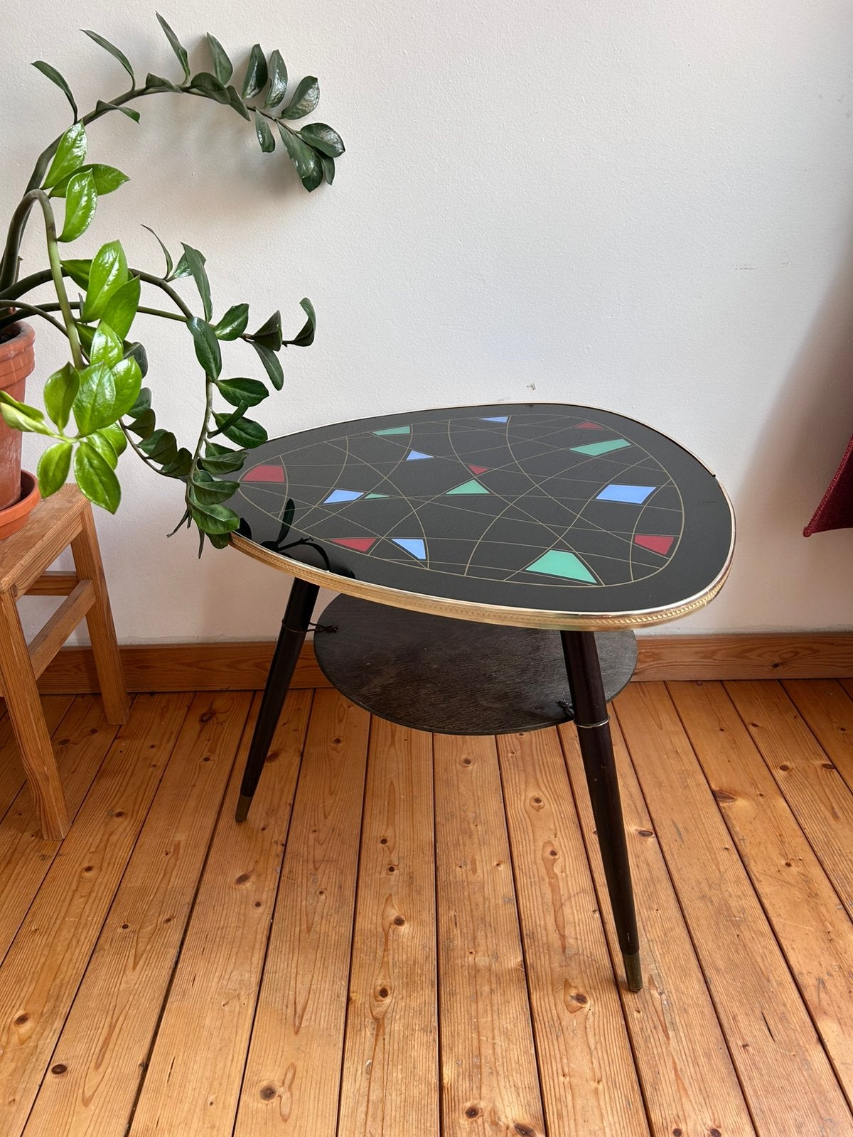 Table basse vintage tripode style Mid-Century Modern, A50, 50 à 100 cm, Enlèvement, Utilisé
