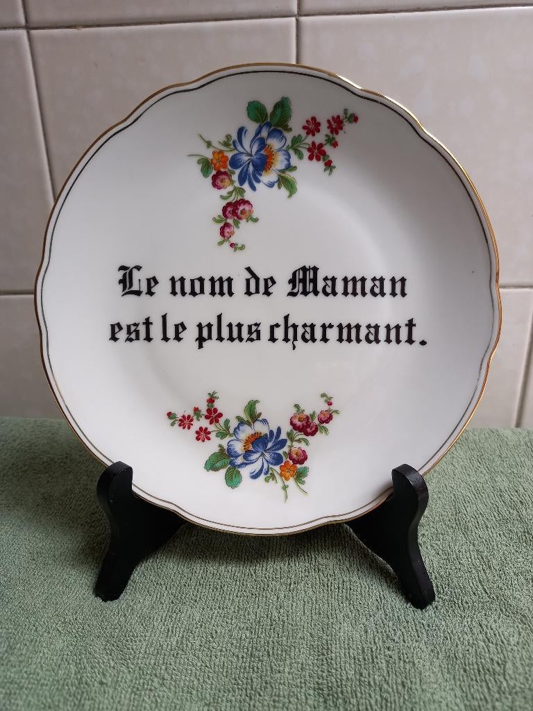 Fête des mères, Enlèvement, Neuf