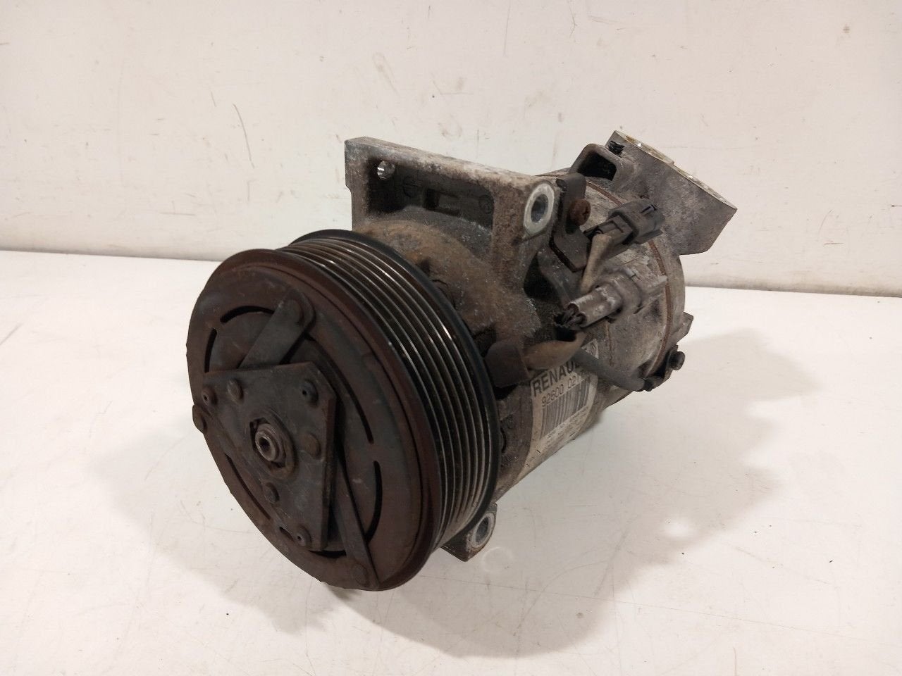 Airco pomp Renault Clio, Onderdelen@venauto.nl, Van der Ven Autorecycling B.V., Ettenseweg 76, 4706 PB Roosendaal, The Netherlands