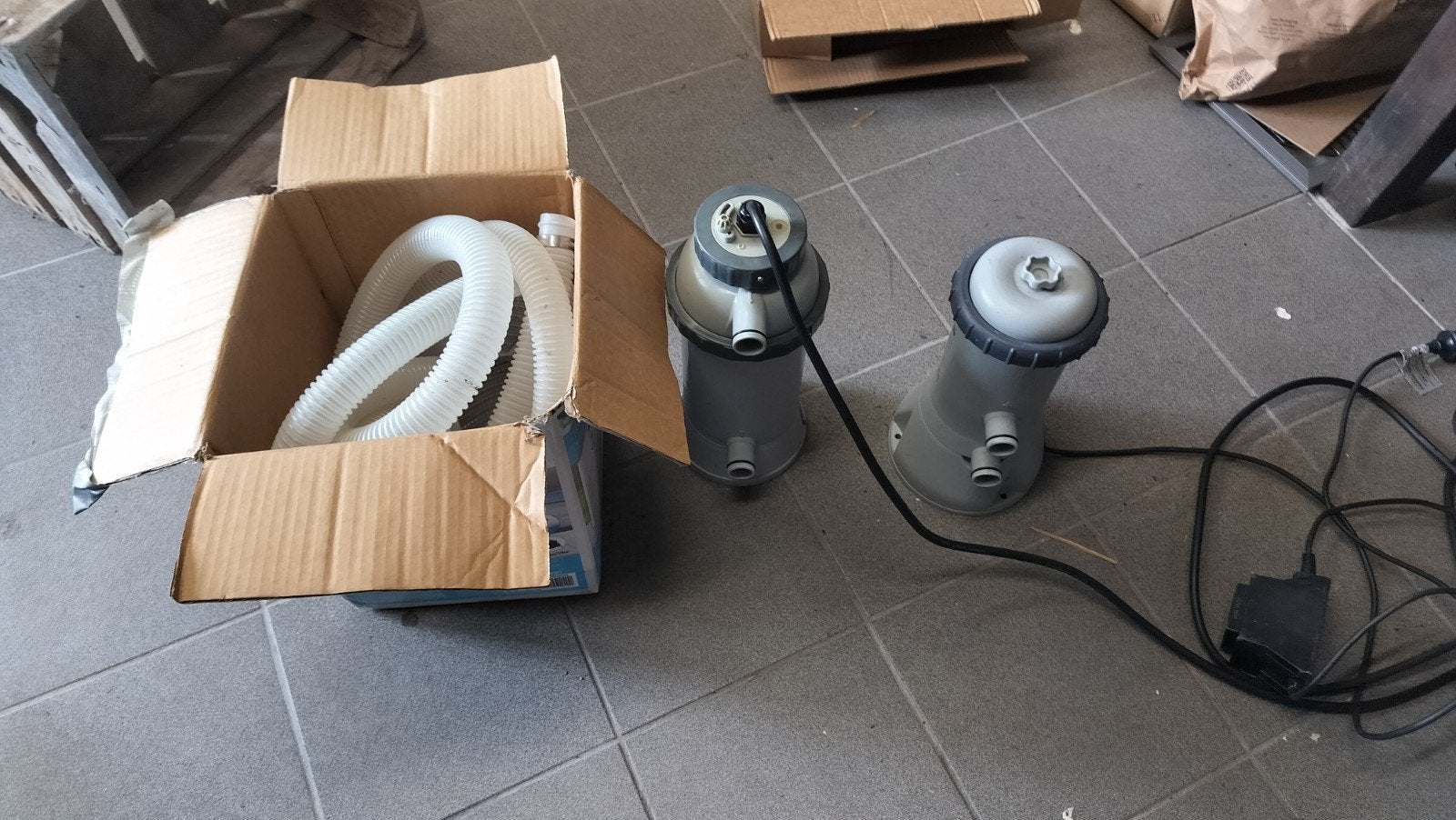 zwembadpomp en -verwarming (+toebehoren zwembad), Maison & Meubles, Enlèvement, Utilisé