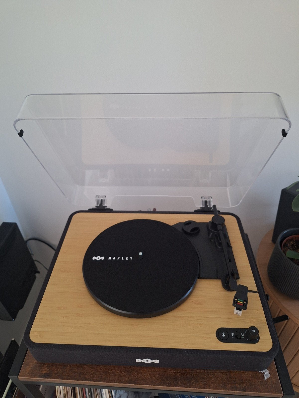 House of marley revolution platenspeler + 2 vinylplaten, Audio, Tv en Foto, Platenspelers, Ophalen, Platenspeler
