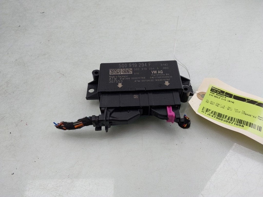 ORDINATEUR AIDE AU STATIONNEMENT Volkswagen Golf VII (AUA), Volkswagen, Volkswagen AG, Utilisé, Kundenbetreuung@volkswagen.de
