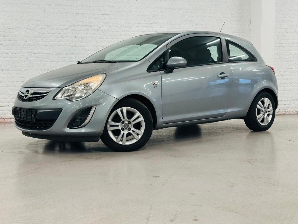 Opel Corsa benzine 2011 met keuring, Autos, Opel, Entreprise, Corsa, Air conditionné, Vitres électriques, Radio, Essence, Euro 5