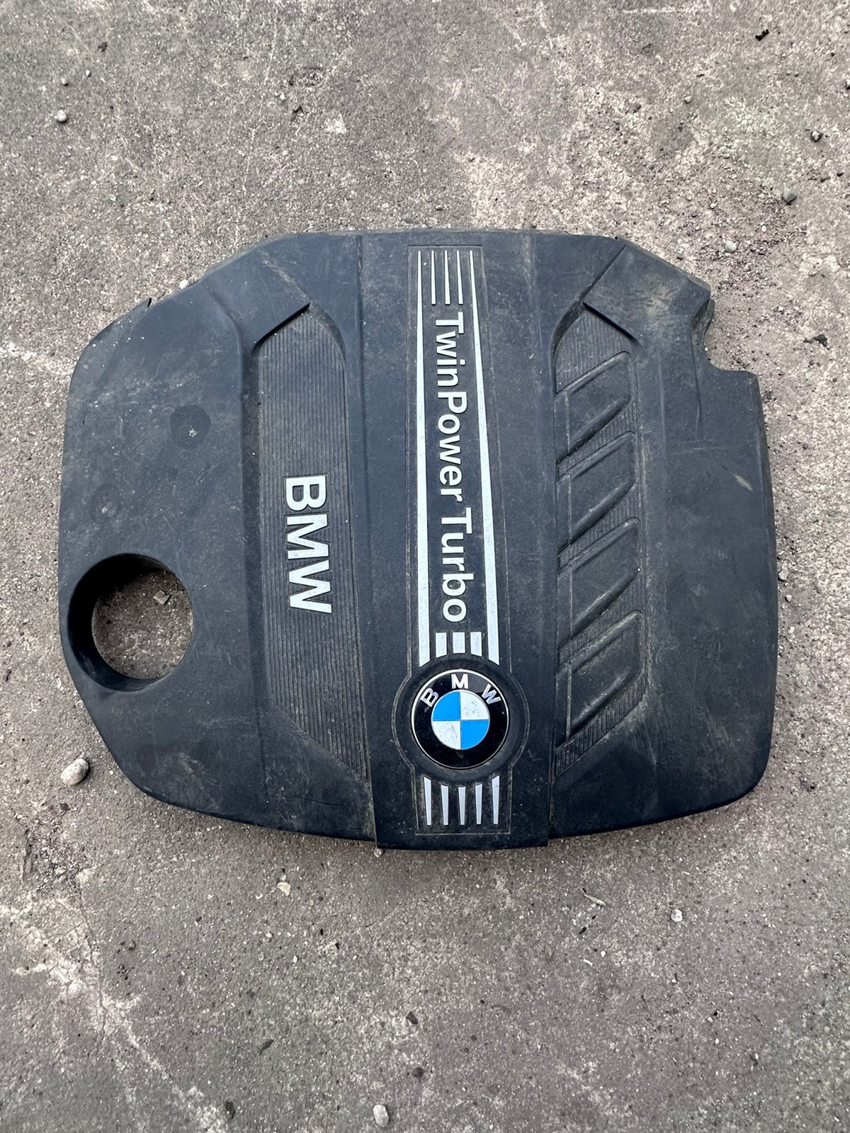 Cache moteur bmw, Autos : Pièces & Accessoires, Enlèvement