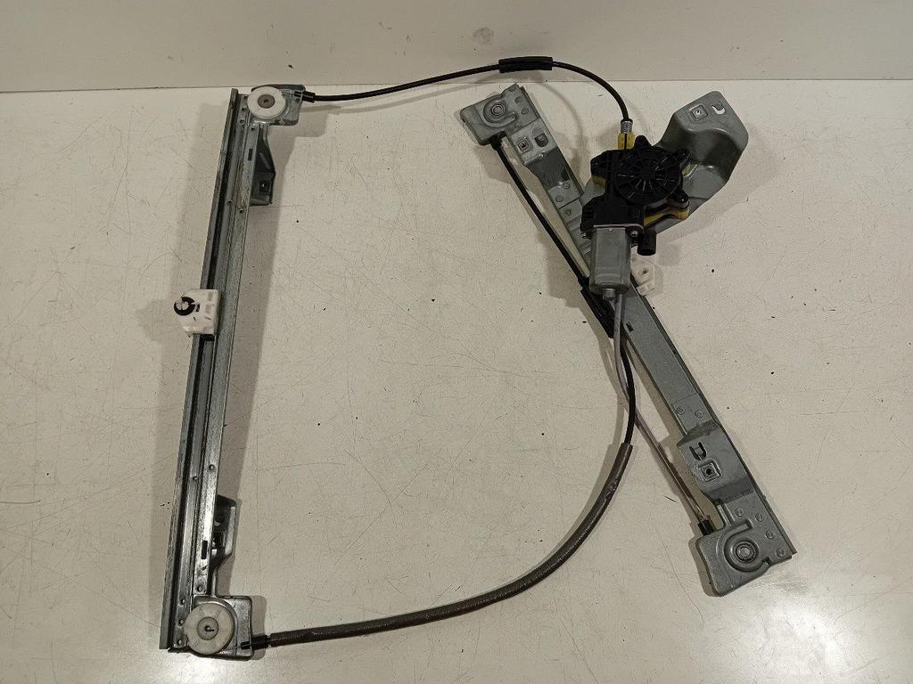 Raammechaniek elektrisch rechts voor Renault Kangoo, Onderdelen@venauto.nl, Van der Ven Autorecycling B.V., Ettenseweg 76, 4706 PB Roosendaal, The Netherlands