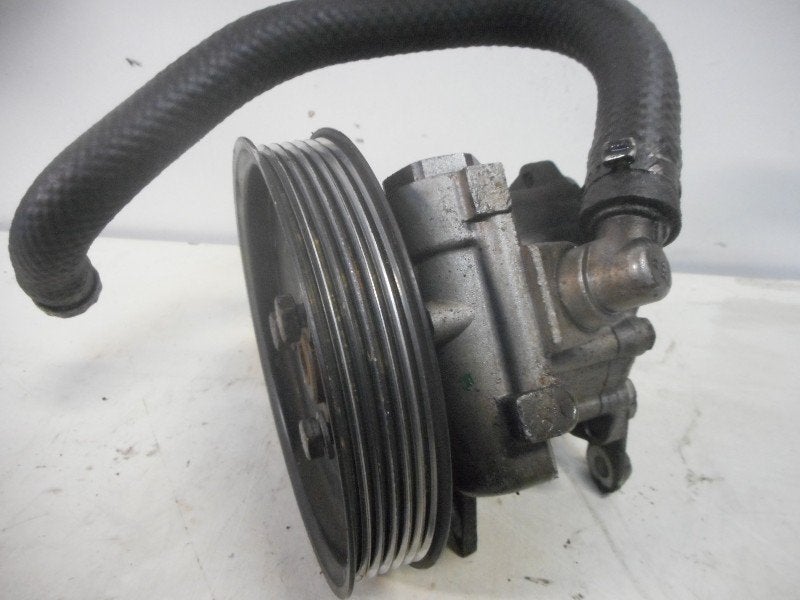 POMPE DE DIRECTION BMW 3 serie (E46 / 4) (91128), Utilisé, BMW, Petuelring 130
80809  München, DE, Bayerische Motoren Werke AG