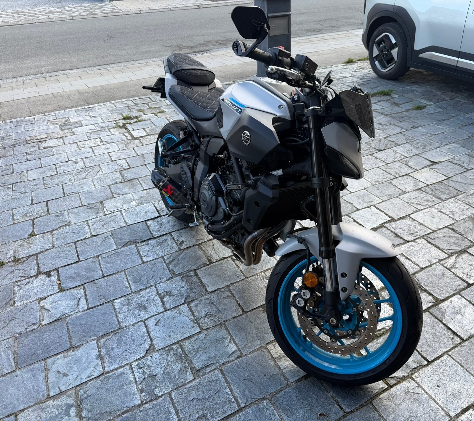 Yamaha MT07, Motoren, Particulier
