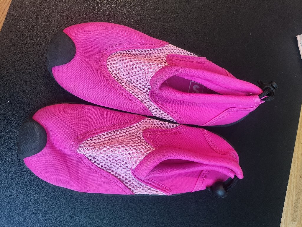 Zwemschoenen, Sports nautiques & Bateaux, Vêtements nautiques, Enlèvement, Comme neuf, Enfant, Autres types
