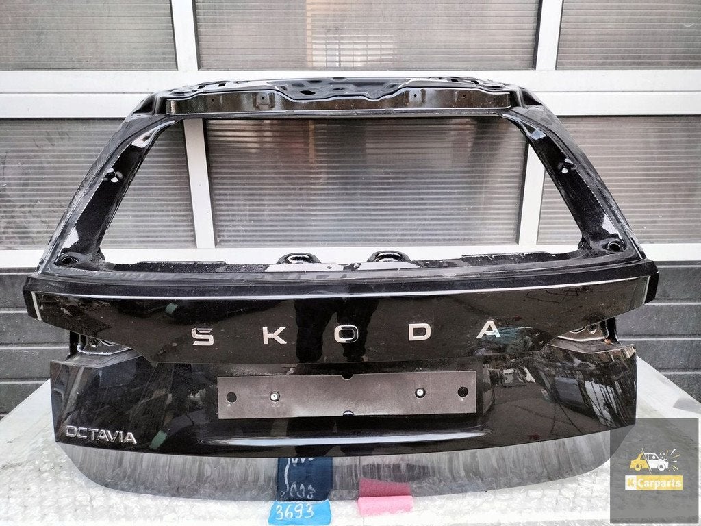 5E7827081, SKODA OCTAVIA IV ACHTERKLEP COMBI 5E7827081, Auto-onderdelen, Tr. Vaclava Klementa 869
293 01  Mlada Boleslav, CZ, Skoda