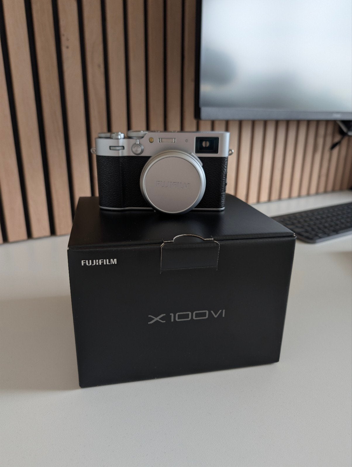Fujifilm X100VI Silver, Écran tactile, Enlèvement, Fujifilm