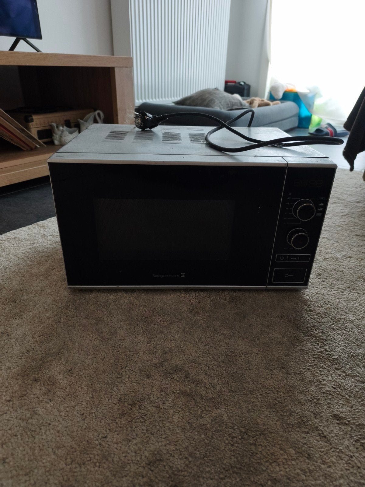 Tarrington Microgolf KAPOT, Elektronische apparatuur, Ophalen