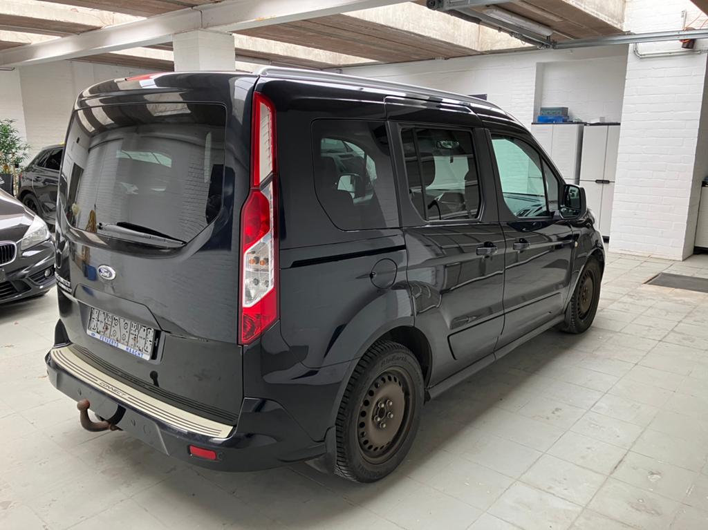 Ford Tourneo Connect 1.6Tdci Titanium..!, Auto's, Euro 5, 1600 cc, Bedrijf, 5 deurs