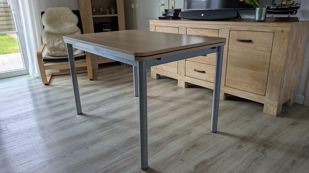 Table extensible avec plateau imitation chêne clair, Enlèvement
