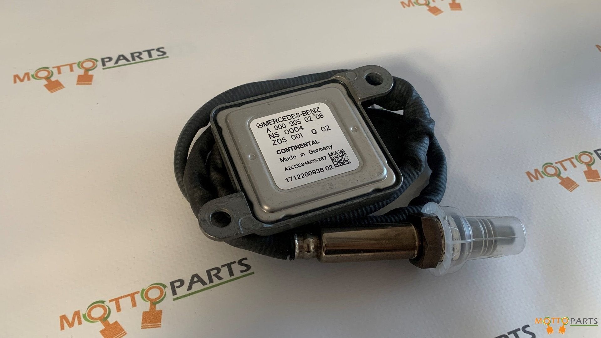 Mercedes-Benz NOx sensor A0009050208 - A2C13684500 ZGS001Q02, Gebruikt, -, Ophalen of Verzenden, -