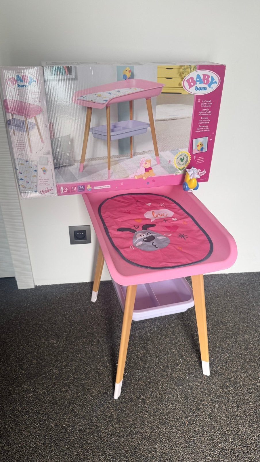 Baby born verzorgtafeltje, Kinderen en Baby's, Ophalen, Zo goed als nieuw