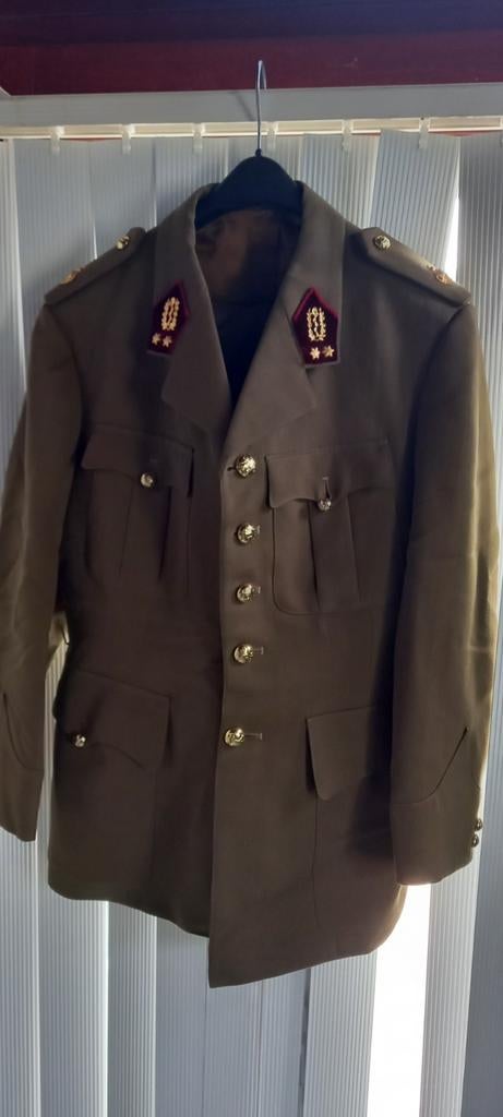 Uniformen voor medische luitenanten, Ophalen of Verzenden